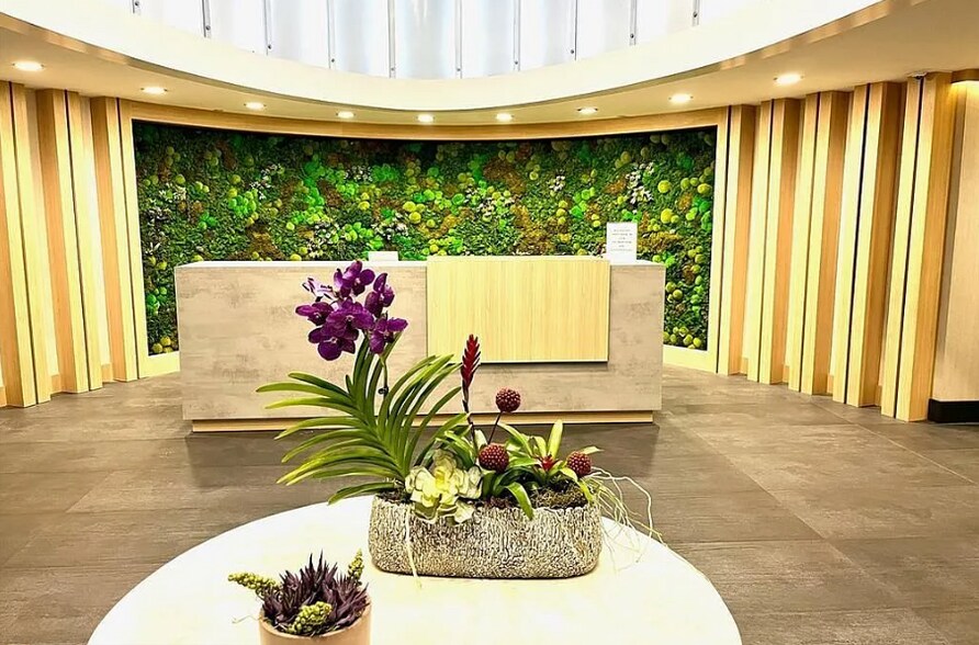 Building Photo - 90 SW 3rd St