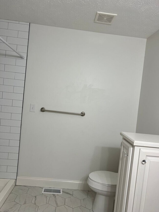 Building Photo - Galloway District RENTAL!  3-Bed, 2-Bath, 2-Car Garage