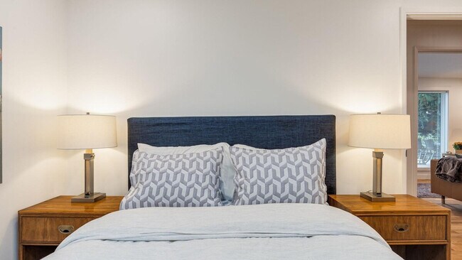 Building Photo - 13006 NE 149th St