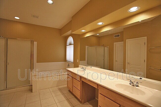 Building Photo - 6336 W Misty Willow Ln