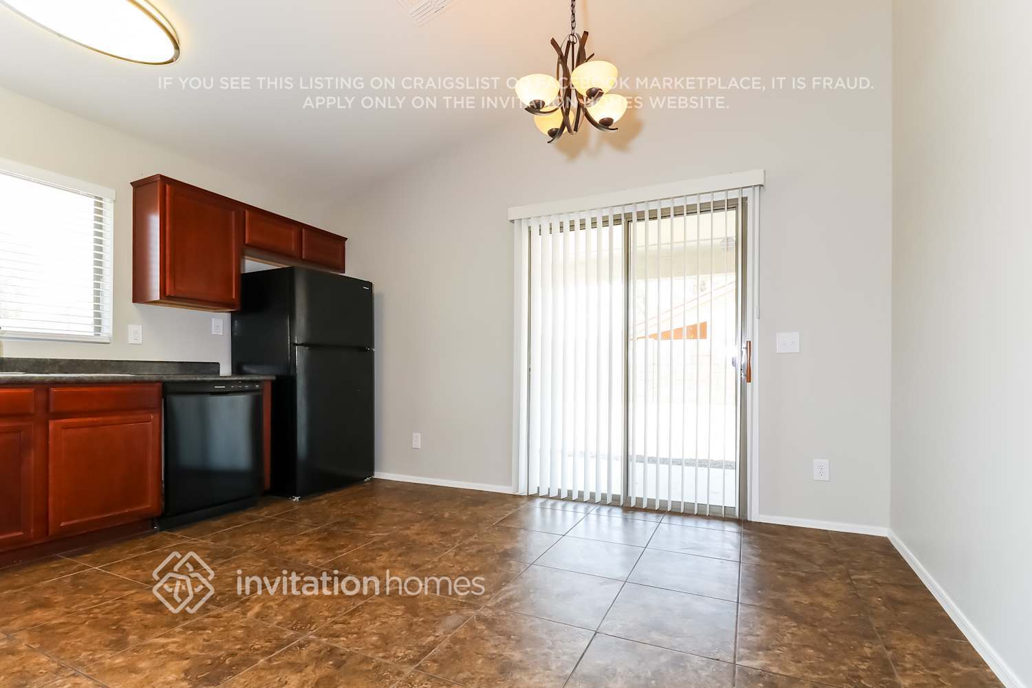 Building Photo - 21760 W Mohave St