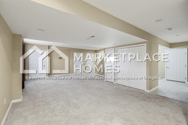 Building Photo - 226 Morning Grove Ln