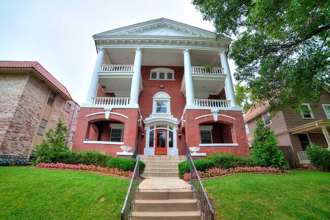 Building Photo - 4152 McGee St