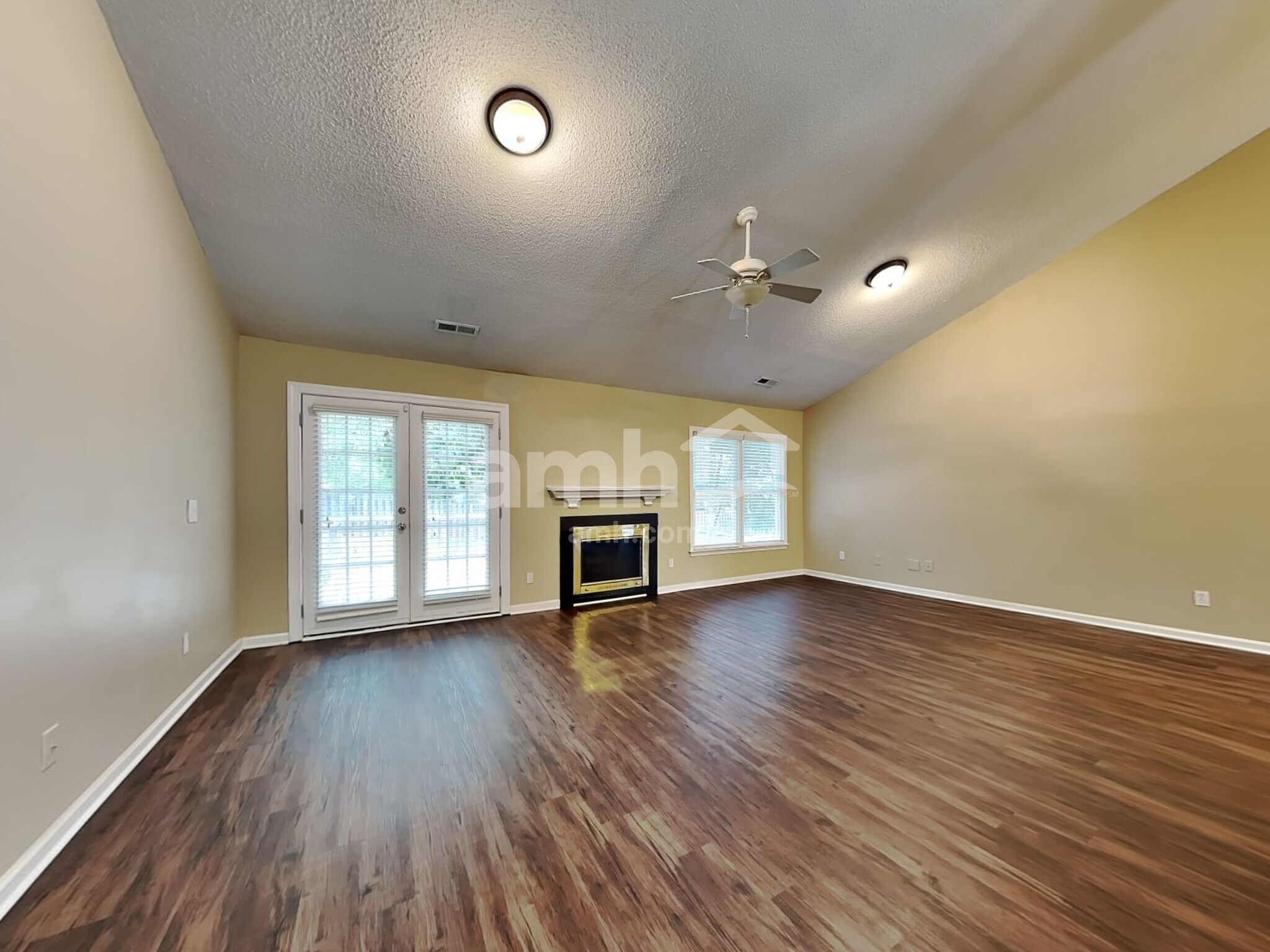 Building Photo - 4408 Eagle Rock Rd