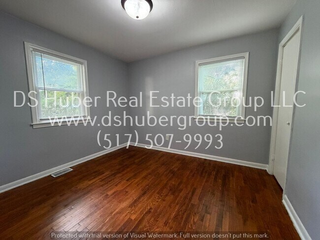 Building Photo - 617 Dunlap St