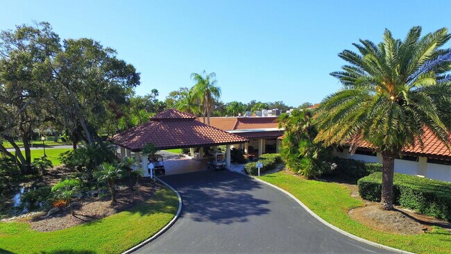 Building Photo - Palm Aire Fully Furnished Rental