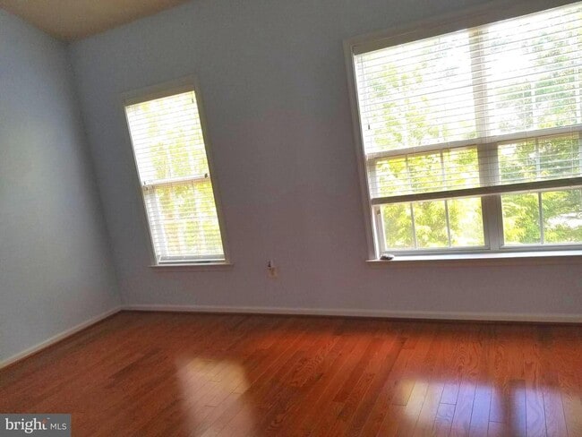 Building Photo - 11453 Log Ridge Dr