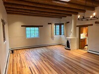 Building Photo - 601 Camino Rancheros