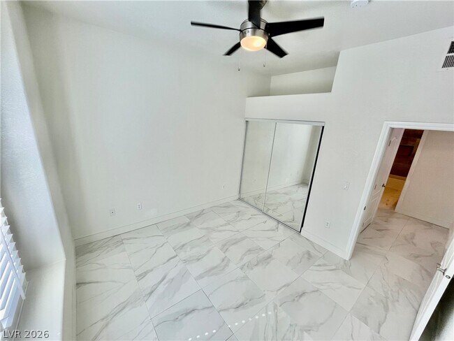 Building Photo - 3360 Cactus Shadow St