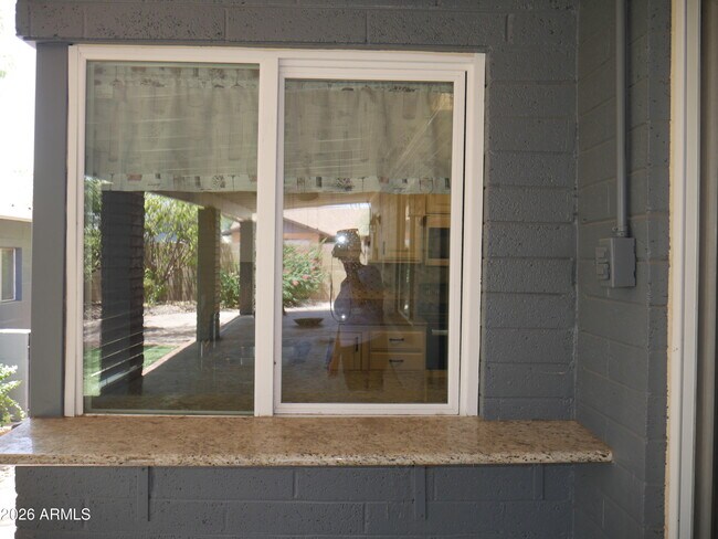 Building Photo - 1201 W Loughlin Dr