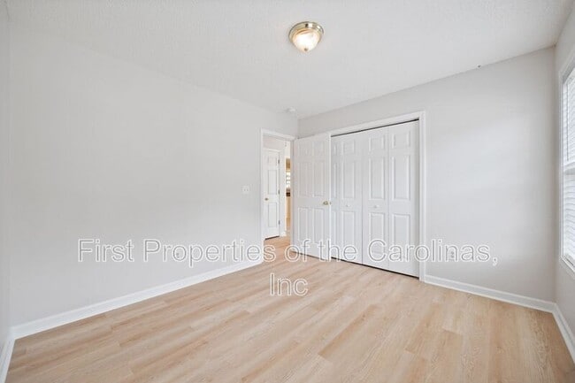Building Photo - 104 Webbs Mill Dr