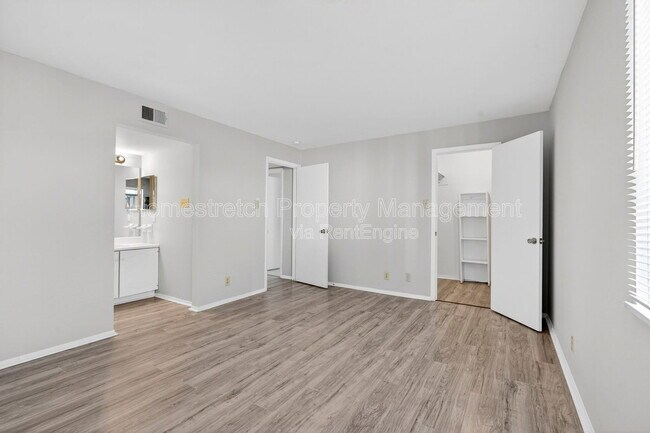 Building Photo - 1536 Springlet Ct