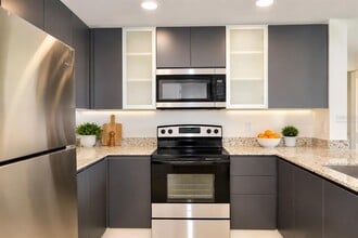 Building Photo - 5579 Millennia Park Dr