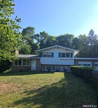 Building Photo - 21 Hillcrest Dr