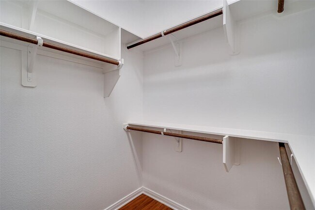 Building Photo - 1026 Tomball Downs Dr