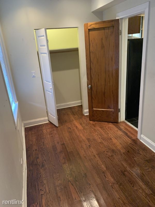 Building Photo - 3 br, 2 bath Apartment - 1645 N Park Dr