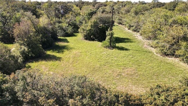 Building Photo - 7366 Meadowbrook Dr