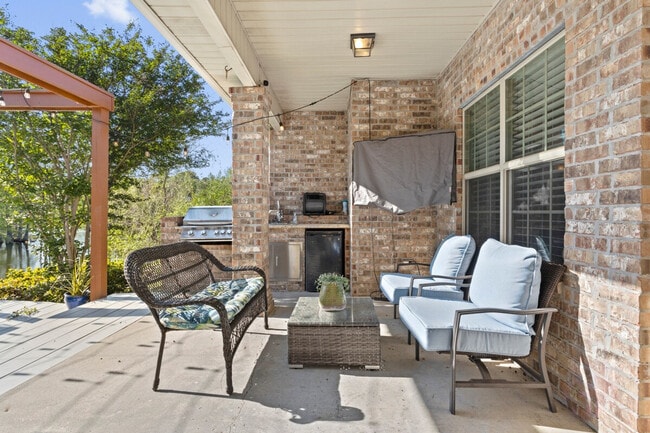 Building Photo - 15076 Audubon Lake Blvd