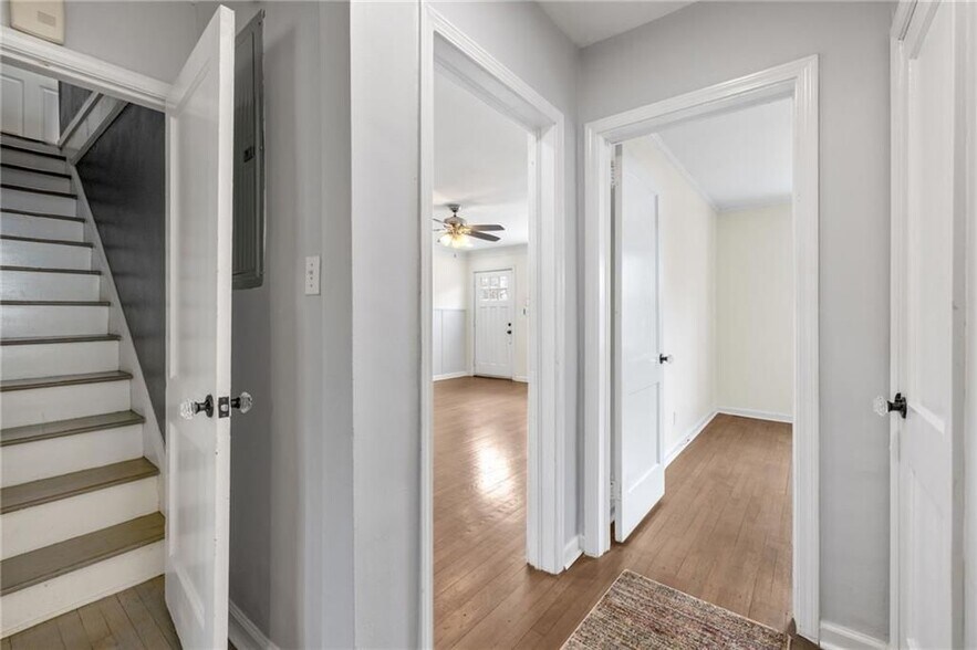 Building Photo - 1649 Beecher St SW