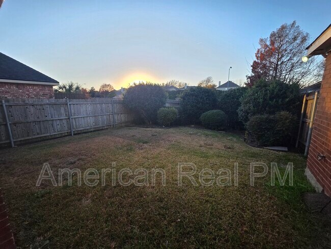 Building Photo - 8209 Bulrush Dr