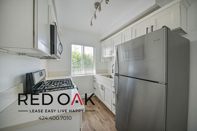 Building Photo - 12520 Lakewood Blvd