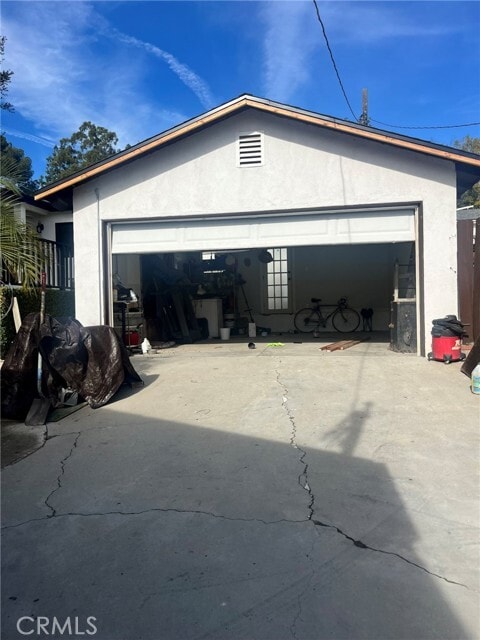 Building Photo - 4909 Aldama St