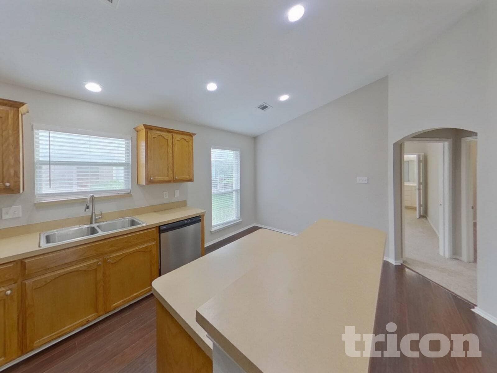 Building Photo - 1145 Boxwood Dr