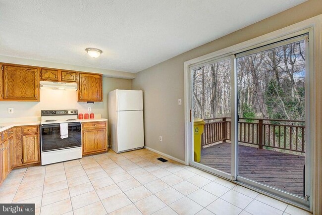 Building Photo - 2530 Log Mill Ct