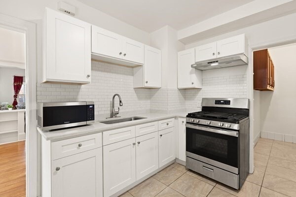 Building Photo - 10 Minthorne St