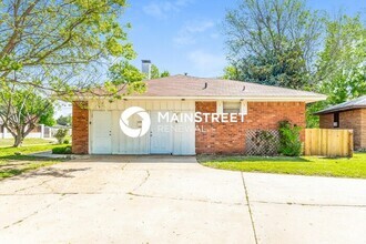 Building Photo - 9712 Mahler Pl