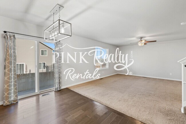 Building Photo - 10970 Rowley Dr