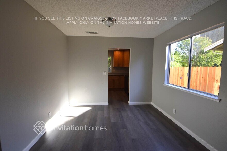 Building Photo - 1120 Whipporwill Way