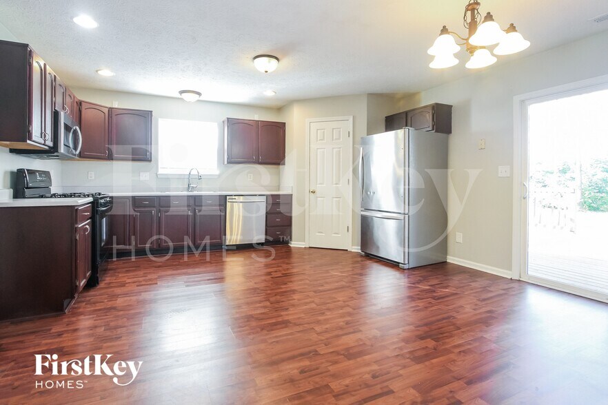 Building Photo - 2331 Salem Park Ct