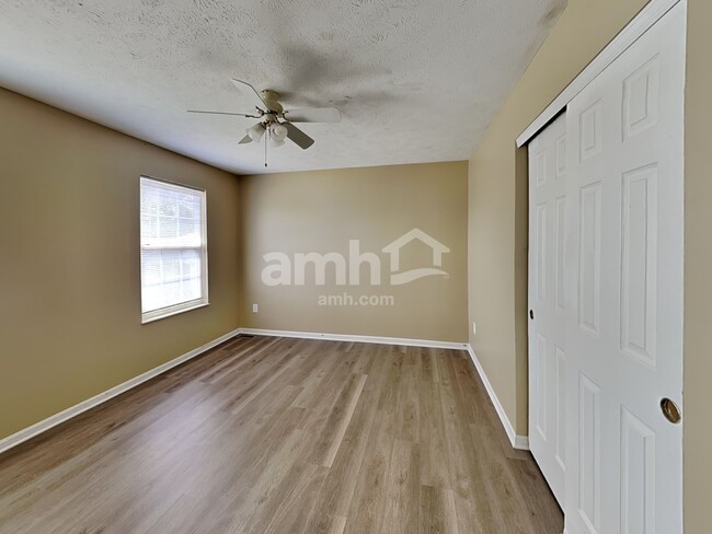 Building Photo - 4246 Muscovy Ln