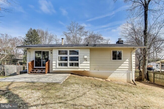 Building Photo - 14316 Woodcrest Dr
