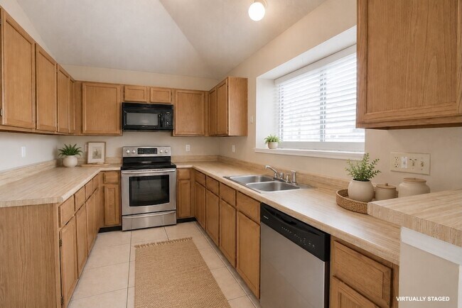 Building Photo - 1410 Flameleaf Dr