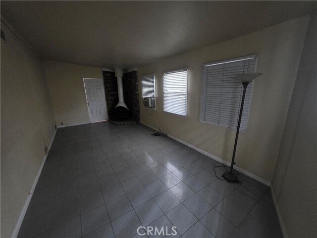 Building Photo - 25 E San Marino Ave