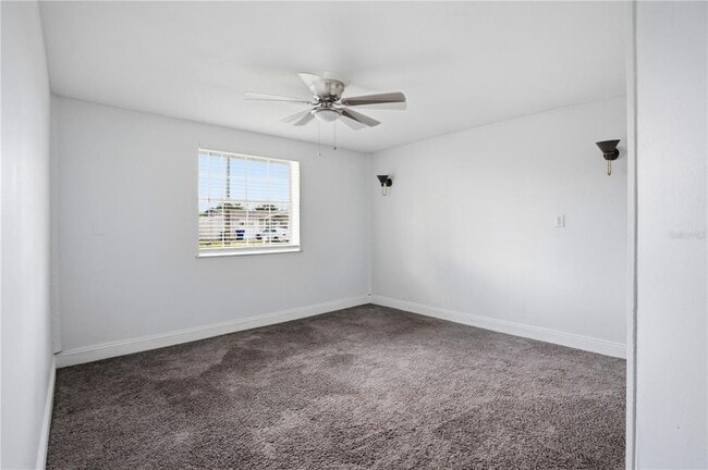 Building Photo - 3301 Rosefield Dr
