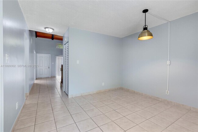 Building Photo - 11237 SW 112th St