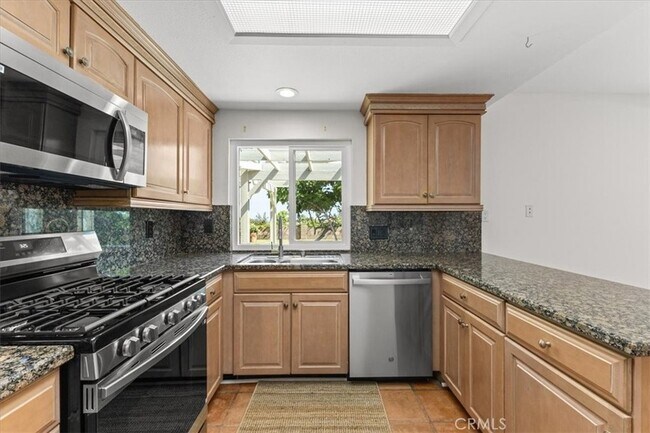 Building Photo - 25660 Allen Way