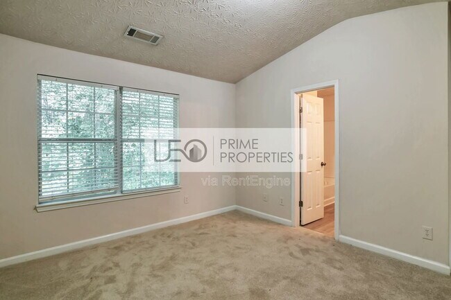 Building Photo - 2842 Vining Ridge Terrace