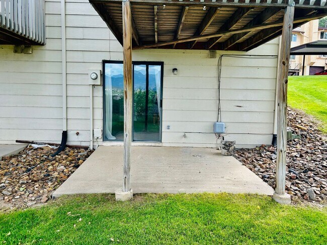 Building Photo - 1434 Territory Trail