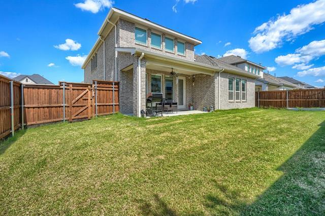 Building Photo - 1203 Grass Holw Pl