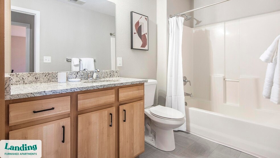 Building Photo - 400 Legends Terrace Dr