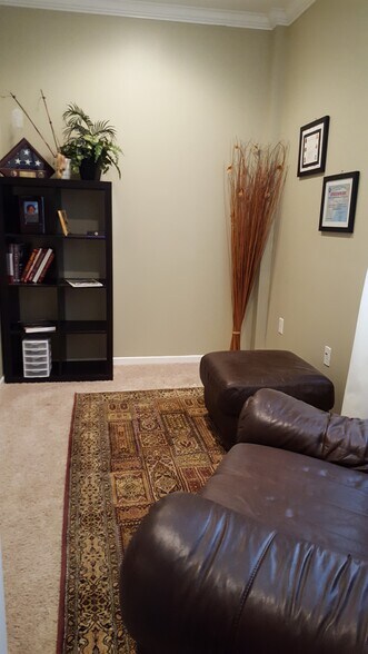 3rd bedroom - 2412 Harriet Ave