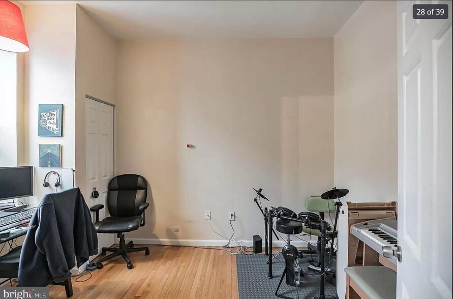 Building Photo - 1517 E Moyamensing Ave