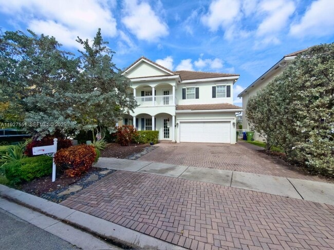 Building Photo - 1317 SW 23rd St