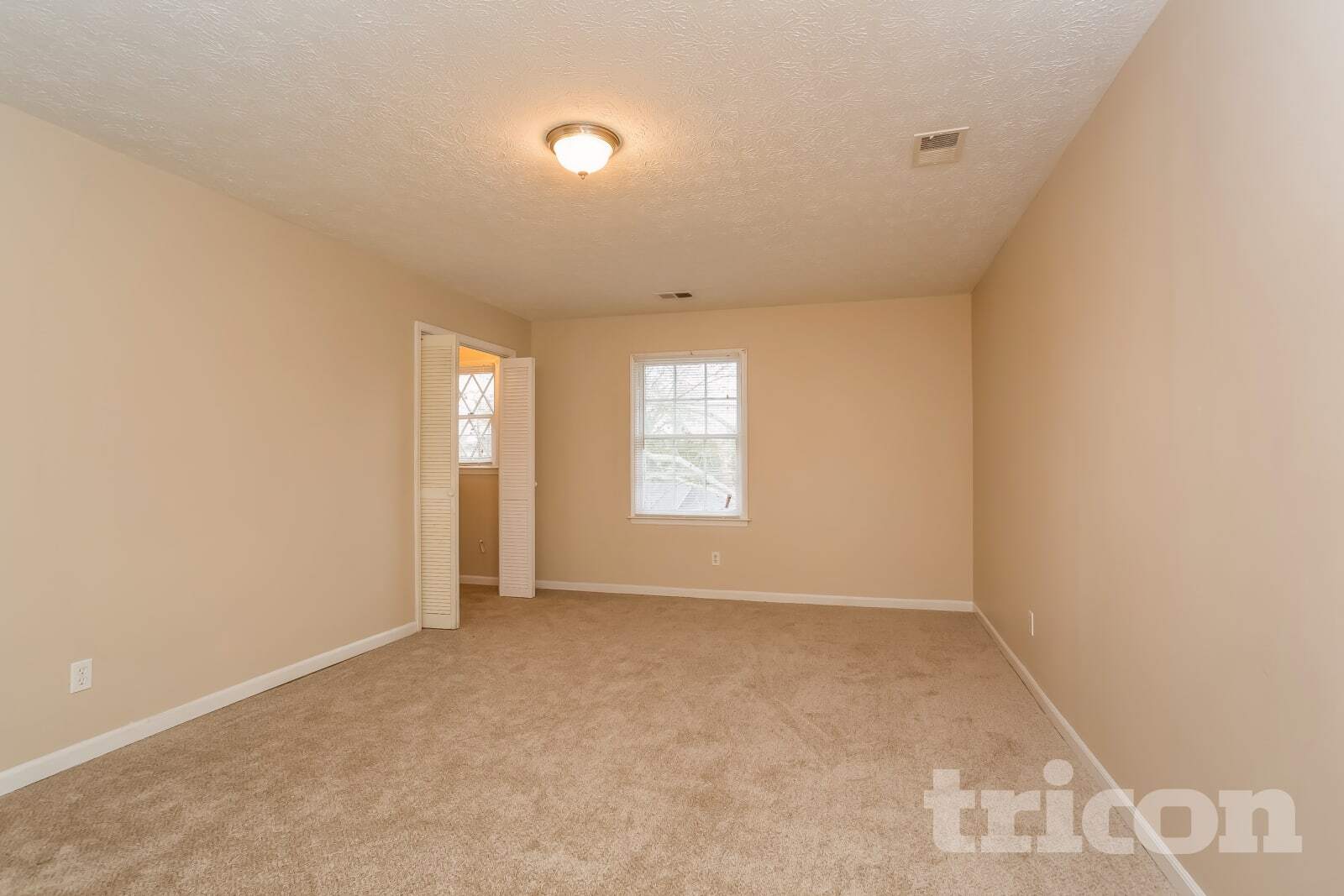 Building Photo - 1686 Underwood Dr SE