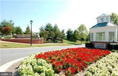 Building Photo - 2482 Jostaberry Way