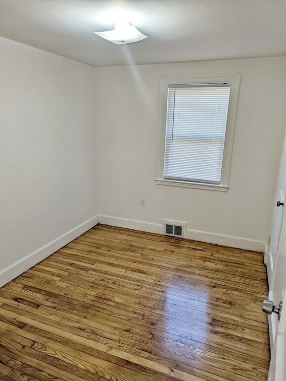 Building Photo - 111 Gladeside Ave